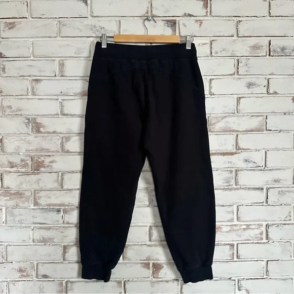 Athleta triumph black jogger size small - Picture 8 of 9